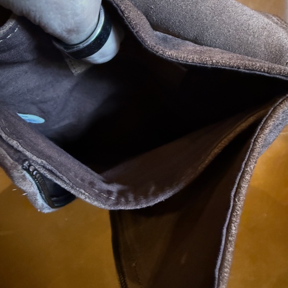 CUT AND PASTE BODY SLING BAG- 100 PERCENT SUADE - Picture 11 of 12